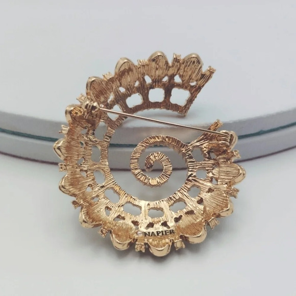 Napier Brooch Mermaid Spiral Goldtone Aqua Crystal Abalone Tone Nautilus - Picture 7 of 11